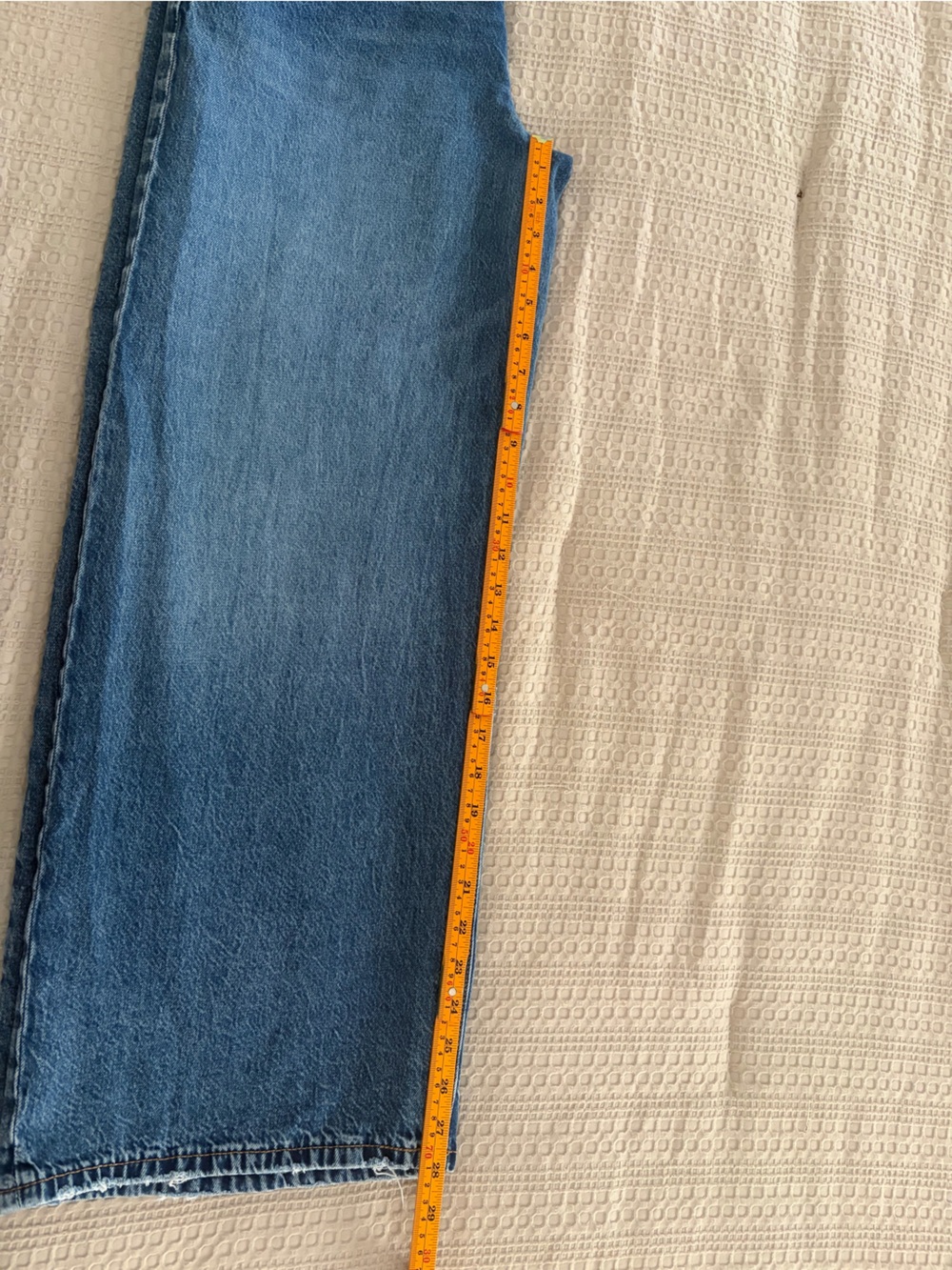 American Eagle Low-Rise Baggy Ultra Wide-Leg Jeans 0 - Picture 9 of 10